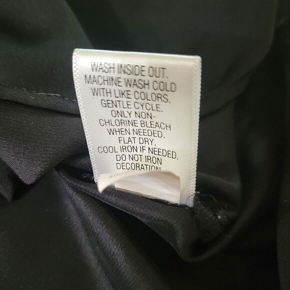 Apt. 9® Women's Black Embellished V-neck Chiffon Tunic Top - Picture 12 of 13